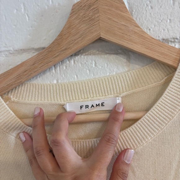 Frame cursive sweater in cream and black - Picture 6 of 7